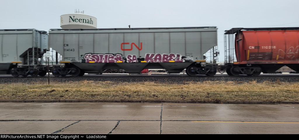 CN 114143